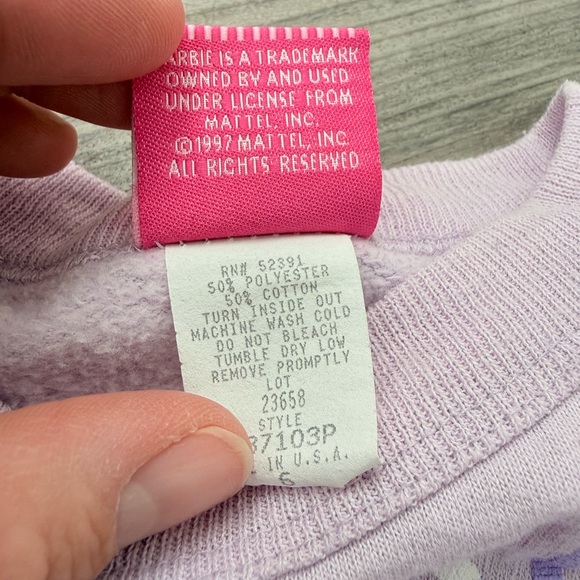 Vintage 1997 Mattel Barbie sweatshirt- purple- size 6 - Picture 3 of 5